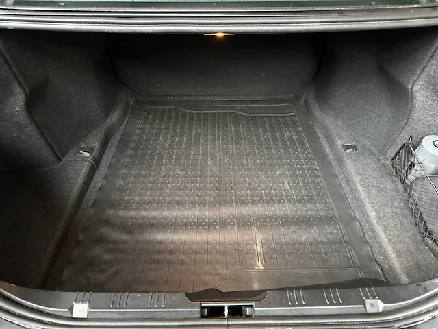 Bmw 525i business line edition ii 218pk 2009 5-serie, 71-jxb-8 youngtimer - afbeelding 29 van  35