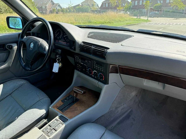 Bmw 525i m-sedan 1990 aut. leder airco schuifkanteldak youngtimer 5256 - afbeelding 14 van  21