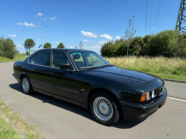 Bmw 525i m-sedan 1990 aut. leder airco schuifkanteldak youngtimer 5256 - afbeelding 12 van  21