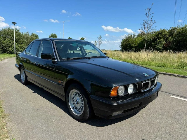 Bmw 525i m-sedan 1990 aut. leder airco schuifkanteldak youngtimer 5256 - afbeelding 19 van  21