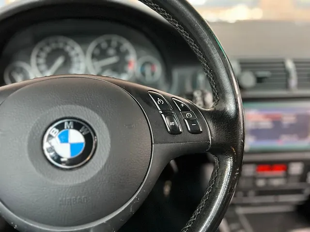 Bmw 525i touring edition e39 5-serie 201pk 2003, 12-rsv-6 -youngtimer- - afbeelding 18 van  45