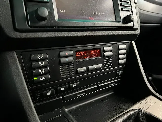 Bmw 525i touring edition e39 5-serie 201pk 2003, 12-rsv-6 -youngtimer- - afbeelding 25 van  45