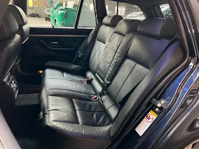 Bmw 525i touring edition e39 5-serie 201pk 2003, 12-rsv-6 -youngtimer- - afbeelding 32 van  45