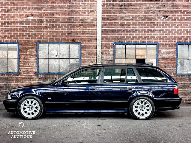 Bmw 525i touring edition e39 5-serie 201pk 2003, 12-rsv-6 -youngtimer- - afbeelding 23 van  45