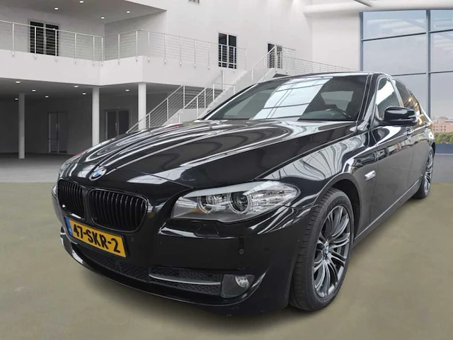 Bmw 528i executive sedan; 47-skr-2 - afbeelding 1 van  12