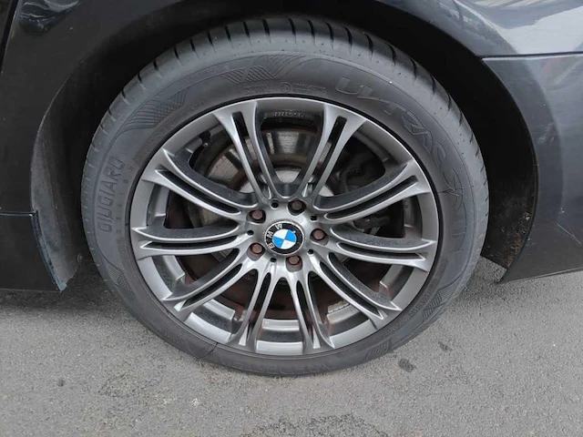 Bmw 528i executive sedan; 47-skr-2 - afbeelding 9 van  12