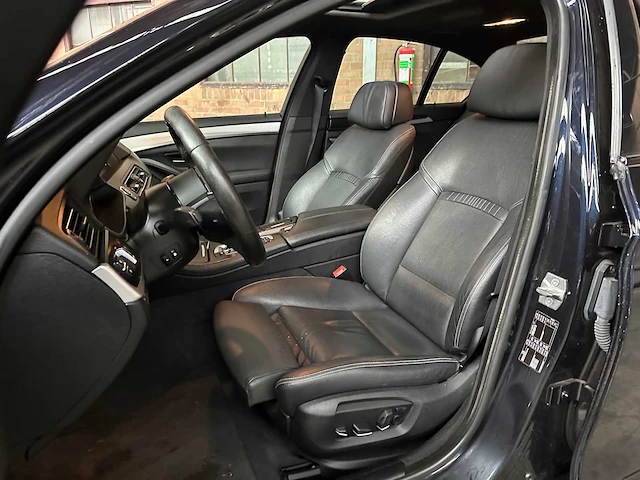Bmw 528i high executive 245pk 2015, gk-521-l - afbeelding 35 van  46