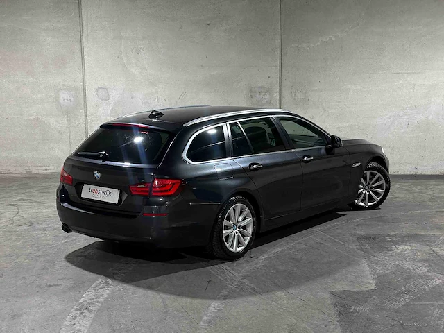 Bmw 528i touring high executive 258pk 2011 5-serie, 55-pfg-7 - afbeelding 4 van  46