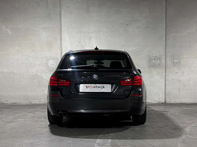 Bmw 528i touring high executive 258pk 2011 5-serie, 55-pfg-7 - afbeelding 5 van  46