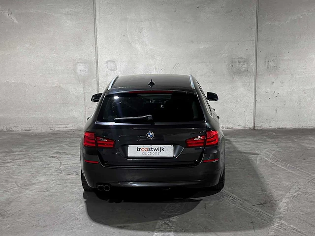 Bmw 528i touring high executive 258pk 2011 5-serie, 55-pfg-7 - afbeelding 6 van  46