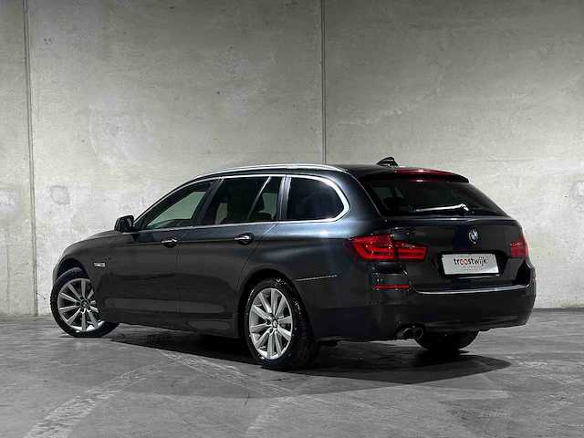 Bmw 528i touring high executive 258pk 2011 5-serie, 55-pfg-7 - afbeelding 7 van  46