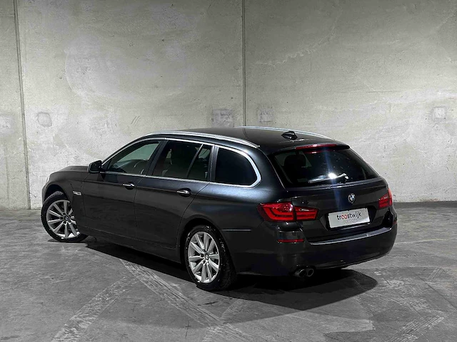 Bmw 528i touring high executive 258pk 2011 5-serie, 55-pfg-7 - afbeelding 8 van  46
