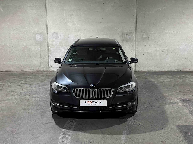 Bmw 528i touring high executive 258pk 2011 5-serie, 55-pfg-7 - afbeelding 43 van  46