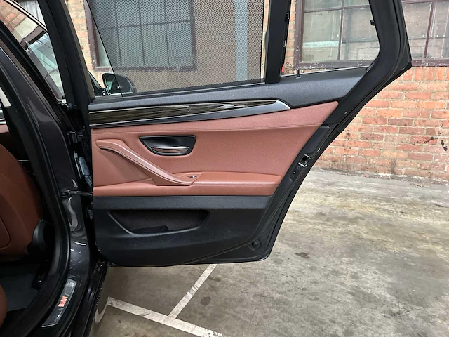 Bmw 528i touring luxury edition f11 245pk 2014 5-serie, 6-tzt-71 - afbeelding 29 van  41