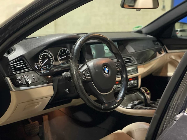 Bmw 530d touring upgrade edition 258pk 2013 5-serie, 60-zld-1 - afbeelding 9 van  42