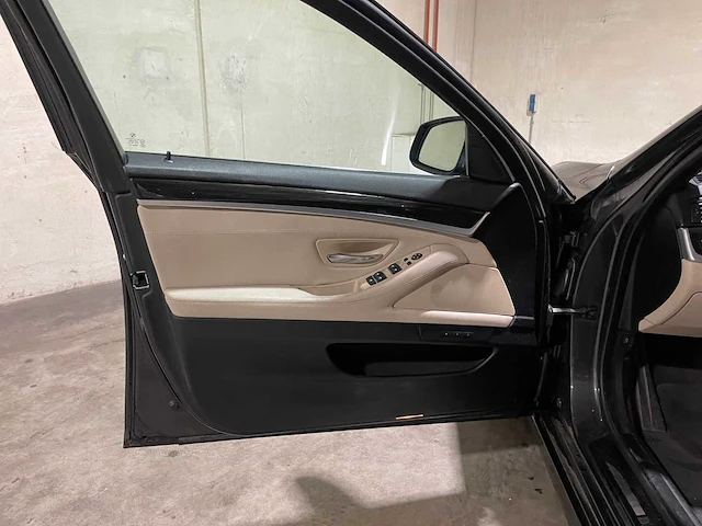 Bmw 530d touring upgrade edition 258pk 2013 5-serie, 60-zld-1 - afbeelding 24 van  42