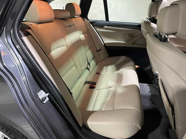 Bmw 530d touring upgrade edition 258pk 2013 5-serie, 60-zld-1 - afbeelding 31 van  42