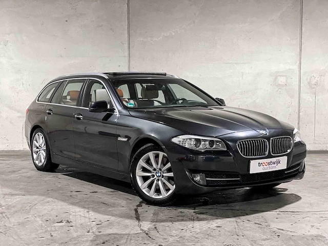 Bmw 530d touring upgrade edition 258pk 2013 5-serie, 60-zld-1 - afbeelding 40 van  42