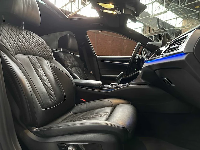 Bmw 530e iperformance executive m-sport 292pk 2017 5-serie plug-in hybride g30, hlf-92-k - afbeelding 48 van  54