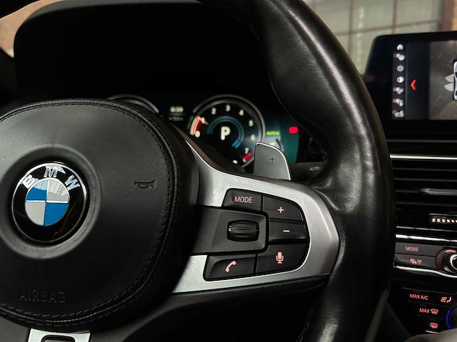 Bmw 530e iperformance executive m-sport 292pk 2017 5-serie plug-in hybride g30, hlf-92-k - afbeelding 19 van  56