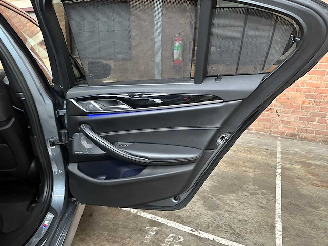 Bmw 530e iperformance executive m-sport 292pk 2017 5-serie plug-in hybride g30, hlf-92-k - afbeelding 44 van  56