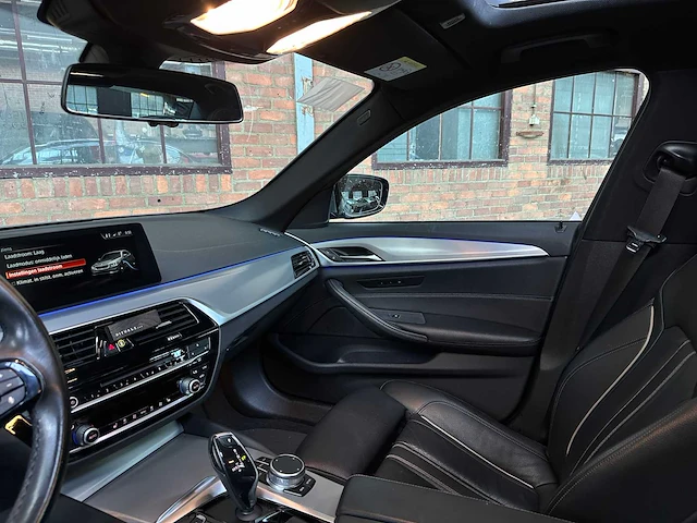Bmw 530e iperformance high executive 184pk 2018 5-serie, sh-236-p - afbeelding 14 van  47