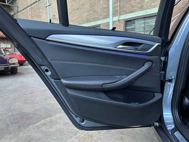 Bmw 530e iperformance high executive 184pk 2018 5-serie, sh-236-p - afbeelding 28 van  47