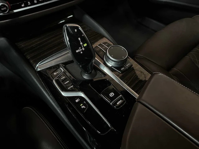 Bmw 530e touring xdrive business edition plus 184pk 2021 g31 5-serie, k-455-vl - afbeelding 29 van  58