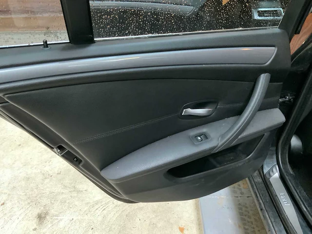 Bmw 530i executive 2008 benzine - afbeelding 8 van  46