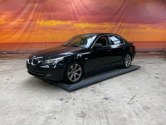 Bmw 530i executive 2008 benzine - afbeelding 1 van  46
