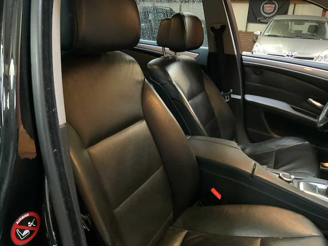 Bmw 530i executive 2008 benzine - afbeelding 32 van  46