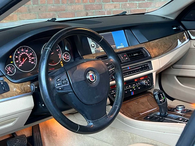 Bmw 535i alpina b5 305pk 2011 f10 5-serie - afbeelding 9 van  45