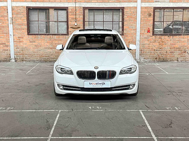 Bmw 535i alpina b5 305pk 2011 f10 5-serie - afbeelding 34 van  45