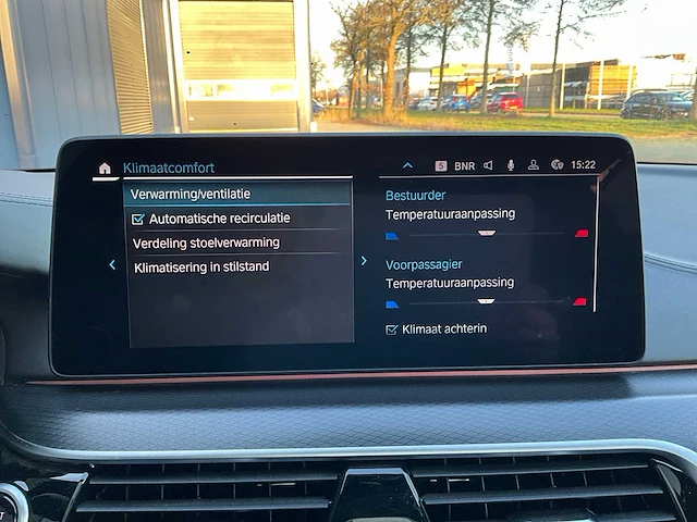 Bmw 545e xdrive m sport personenauto - afbeelding 31 van  86