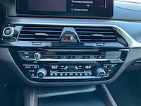 Bmw 545e xdrive m sport personenauto - afbeelding 32 van  86