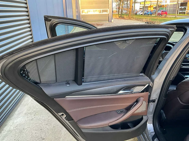 Bmw 545e xdrive m sport personenauto - afbeelding 66 van  86