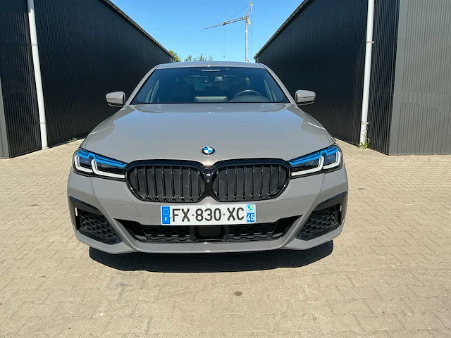 Bmw 545e xdrive m sport personenauto - afbeelding 67 van  86