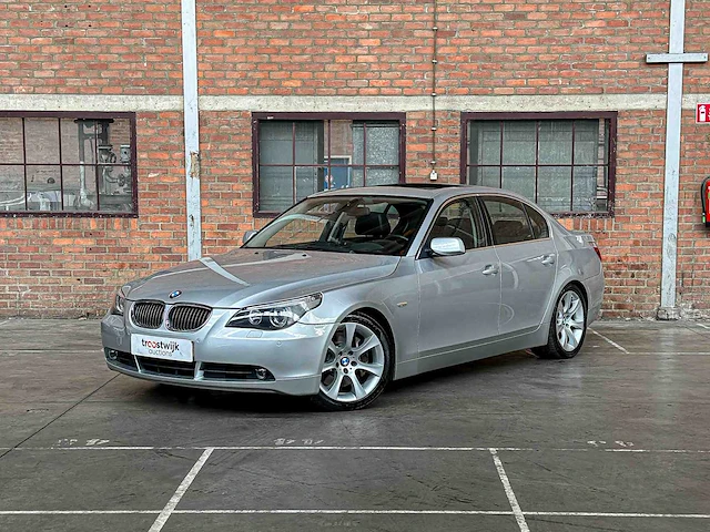 Bmw 545i 4.4 v8 333pk 2003 5-serie, g-647-vp - afbeelding 12 van  45