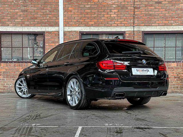 Bmw 550i 4.4 v8 high executive m-sport f11 408pk 2011 5-serie touring, hp-259-j - afbeelding 10 van  59