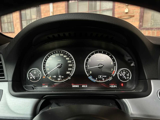 Bmw 550i 4.4 v8 high executive m-sport f11 408pk 2011 5-serie touring, hp-259-j - afbeelding 25 van  59