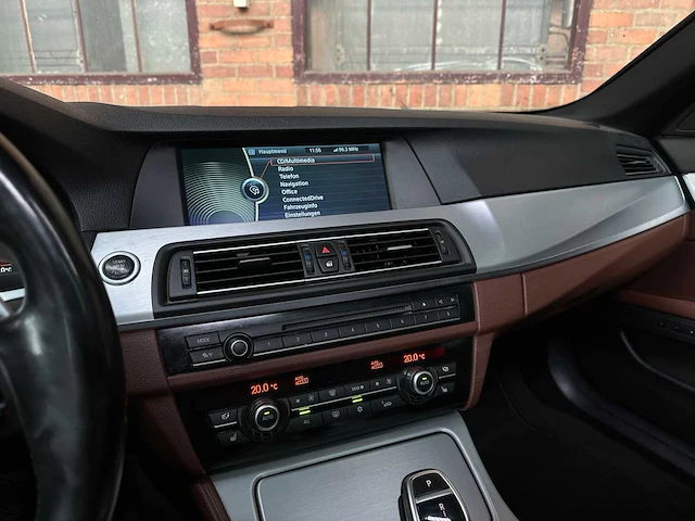 Bmw 550i 4.4 v8 high executive m-sport f11 408pk 2011 5-serie touring, hp-259-j - afbeelding 27 van  59