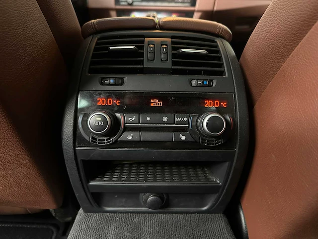 Bmw 550i 4.4 v8 high executive m-sport f11 408pk 2011 5-serie touring, hp-259-j - afbeelding 37 van  59