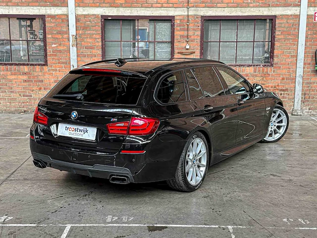 Bmw 550i 4.4 v8 high executive m-sport f11 408pk 2011 5-serie touring, hp-259-j - afbeelding 14 van  59