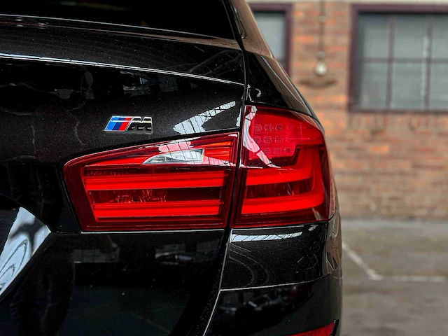 Bmw 550i 4.4 v8 high executive m-sport f11 408pk 2011 5-serie touring, hp-259-j - afbeelding 17 van  59