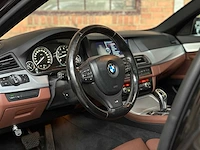 Bmw 550i 4.4 v8 high executive m-sport f11 408pk 2011 5-serie touring, hp-259-j - afbeelding 21 van  59