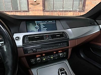 Bmw 550i 4.4 v8 high executive m-sport f11 408pk 2011 5-serie touring, hp-259-j - afbeelding 33 van  59
