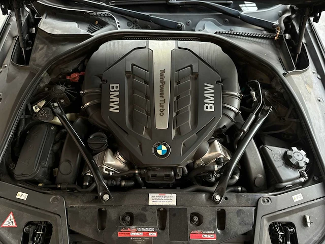 Bmw 550i 4.4 v8 high executive m-sport f11 408pk 2011 5-serie touring, hp-259-j - afbeelding 53 van  59