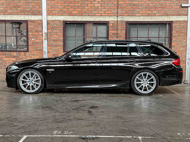 Bmw 550i 4.4 v8 high executive m-sport f11 408pk 2011 5-serie touring, hp-259-j - afbeelding 13 van  59
