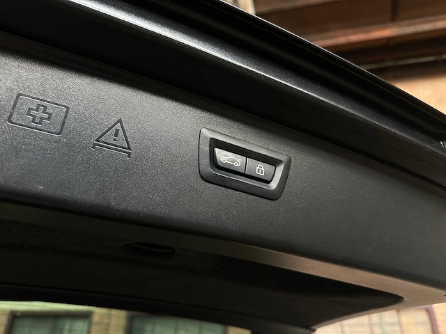 Bmw 550i 4.4 v8 high executive m-sport f11 408pk 2011 5-serie touring, hp-259-j - afbeelding 39 van  59