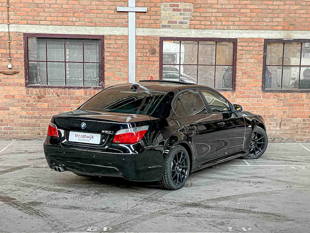 Bmw 550i 4.8 v8 e60 386pk 2007 5-serie youngtimer - afbeelding 7 van  44